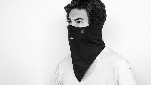 AIRHOLE FACEMASK Shark - New 20/21