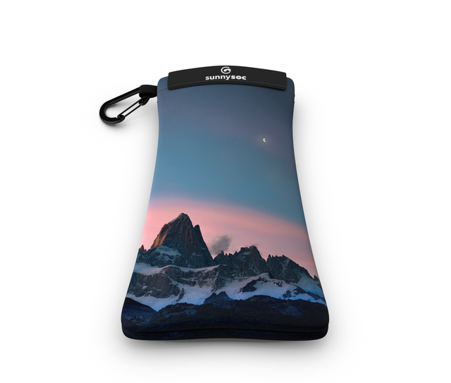 Gogglesoc Sunnysoc - Illuminated Mountain