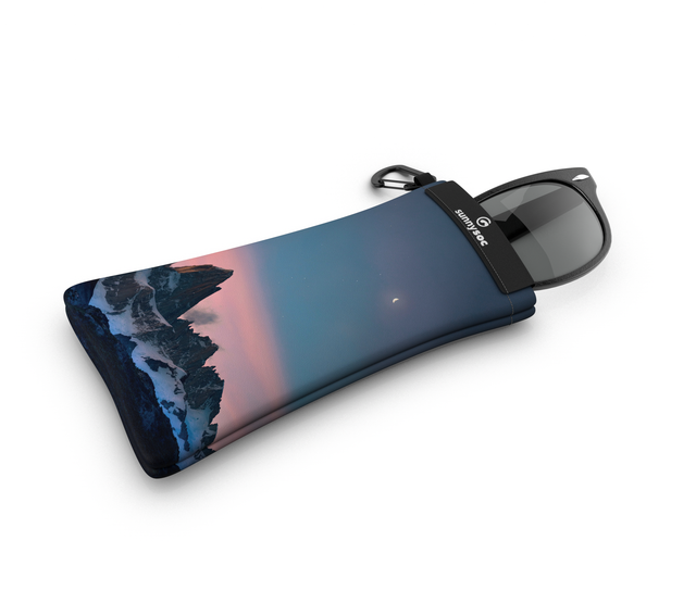 Gogglesoc Sunnysoc - Illuminated Mountain