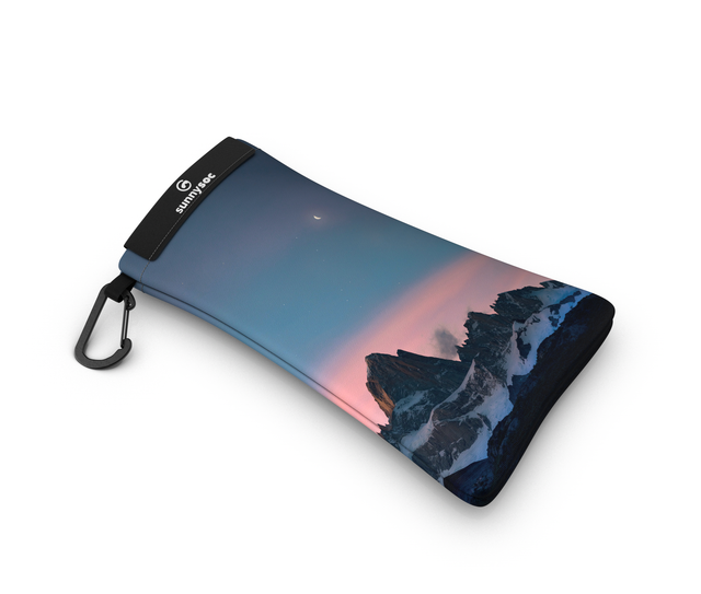 Gogglesoc Sunnysoc - Illuminated Mountain